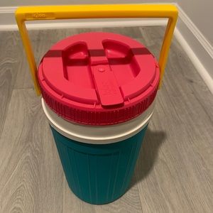 ❤️Vintage❤️ 1980s IGLOO 1 Gallon Water Jug Cooler